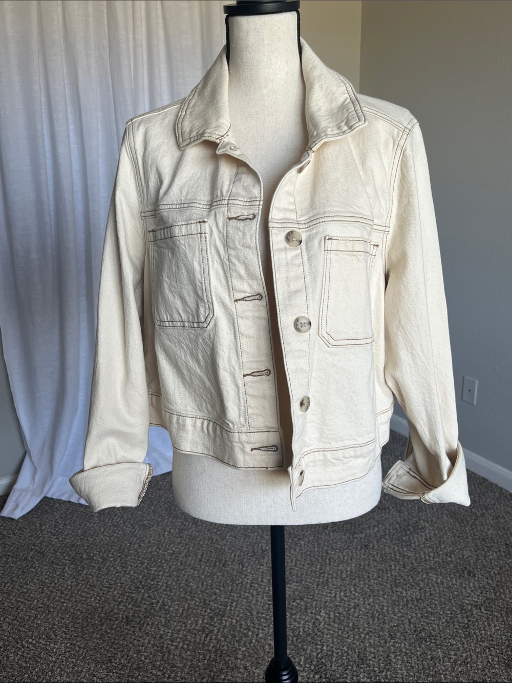 Torrid Cream Boxy Cropped Cotton Denim Jacket Size 1 1X 14 16